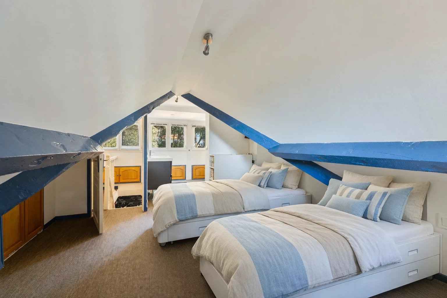 4560c1b6bf199393dd312c04ac955c94 215b5c4051 1536 original - Attribut alt par défaut.