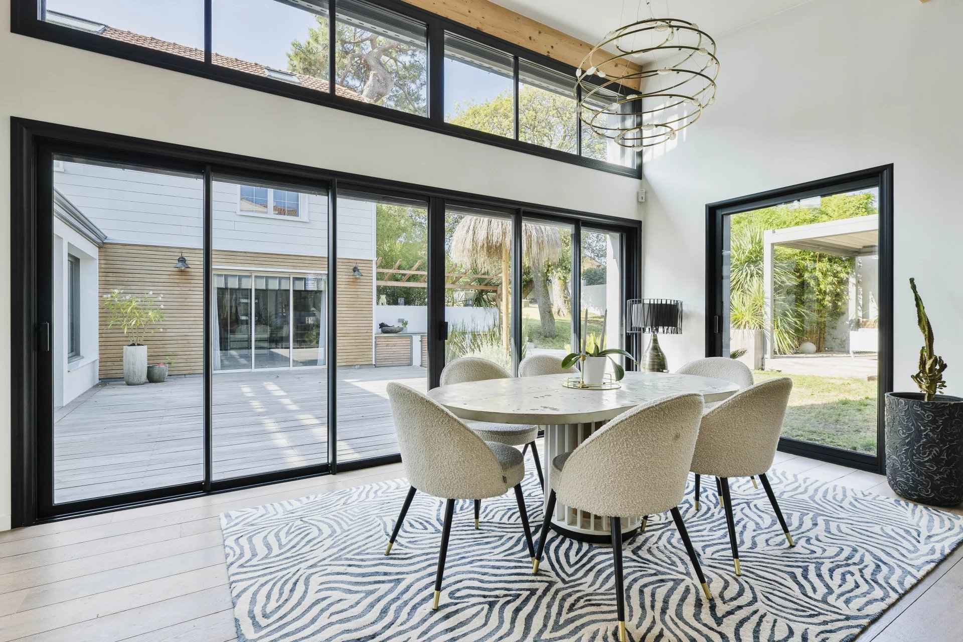 B474481aaf1649a84f359ae10ff0b5bc 1c06cee676 1920 original - Attribut alt par défaut.