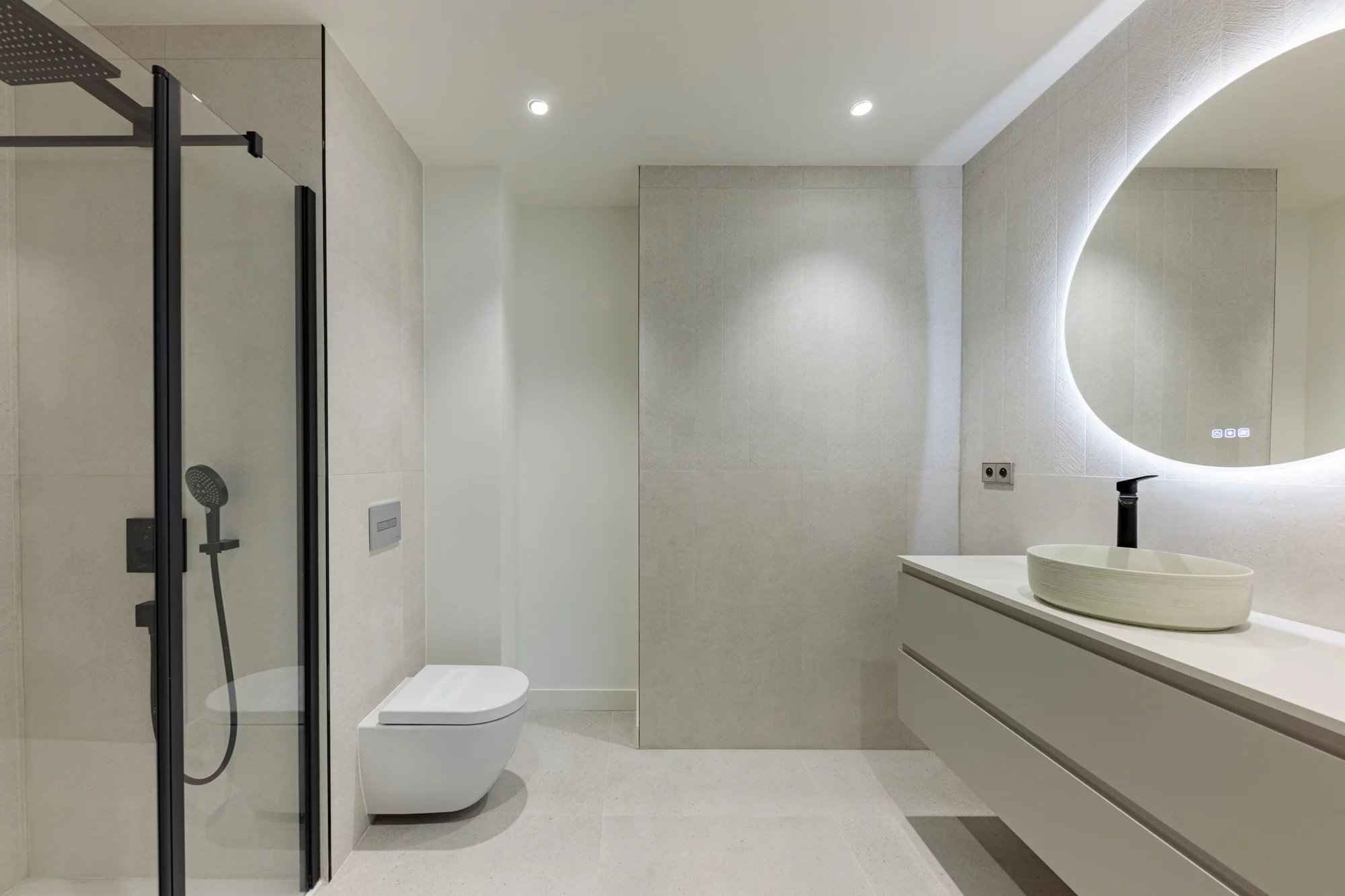 0d4af56a06044b2f58484222ce97ff6d 23ad14538f 2000 original - Attribut alt par défaut.