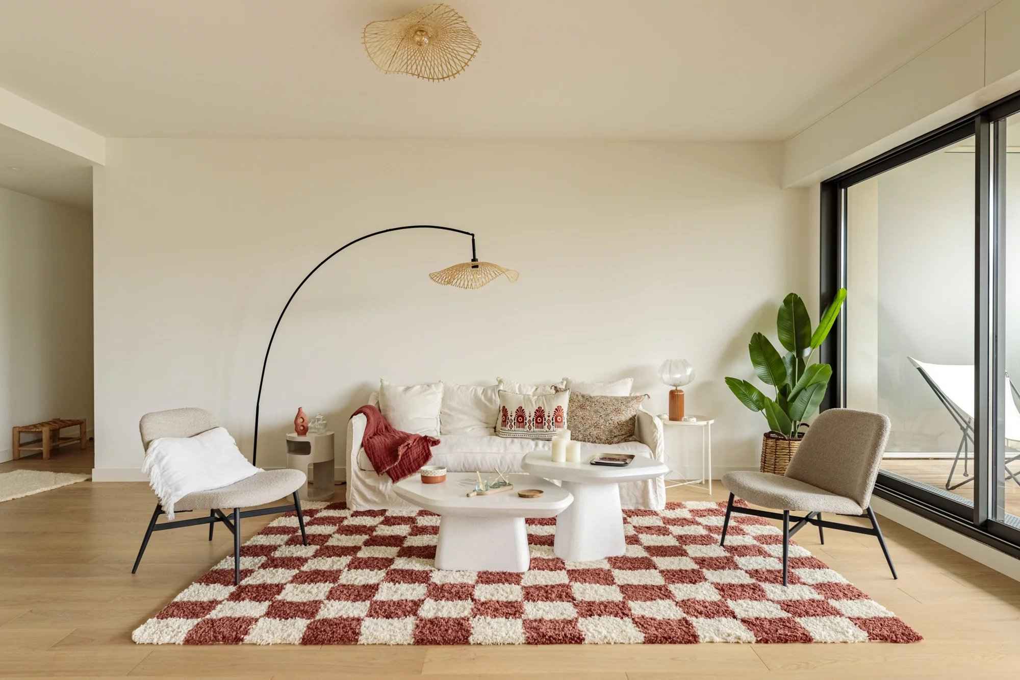 75a1bd17f2f011be4961d7c7573040fa f320f2cffe 2000 original - Attribut alt par défaut.