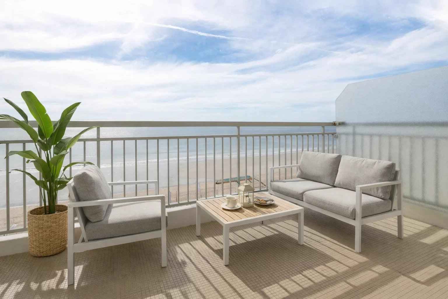 B990068c995f774b16894bdee6bb719c 6170c67061 1536 original - Attribut alt par défaut.