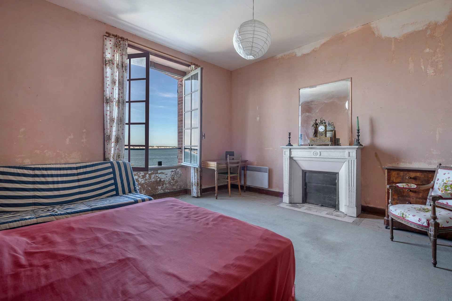 Maison de famille PENCHATEAU - LE POULIGUEN Maison de famille PENCHATEAU - LE POULIGUEN