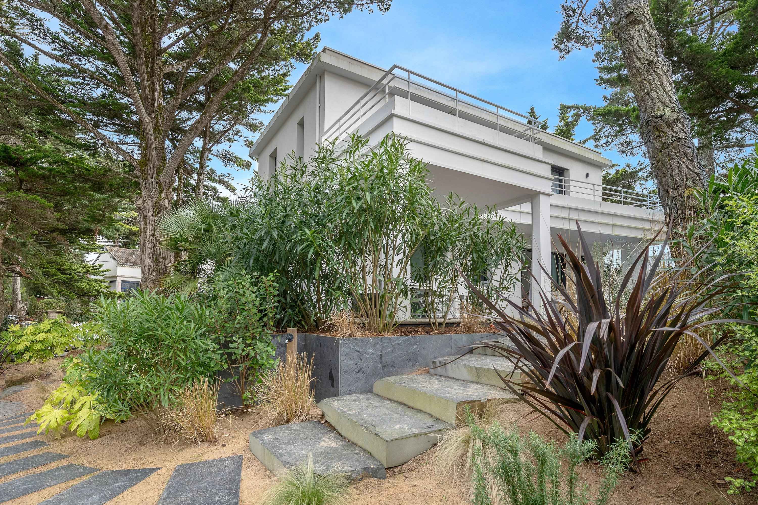 Ec814591d055a87da53c04bad2fba35c cd09ff2a85 3000 original - Attribut alt par défaut.