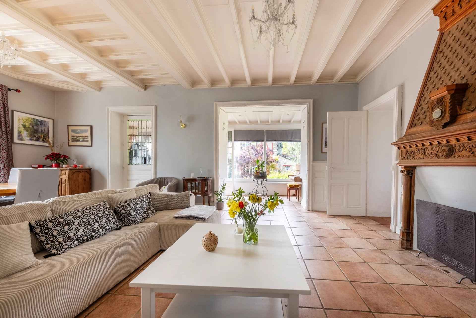 Cdfe055ca5ea9d77142e51783a7dadbd e0187e55e9 1920 original - Attribut alt par défaut.