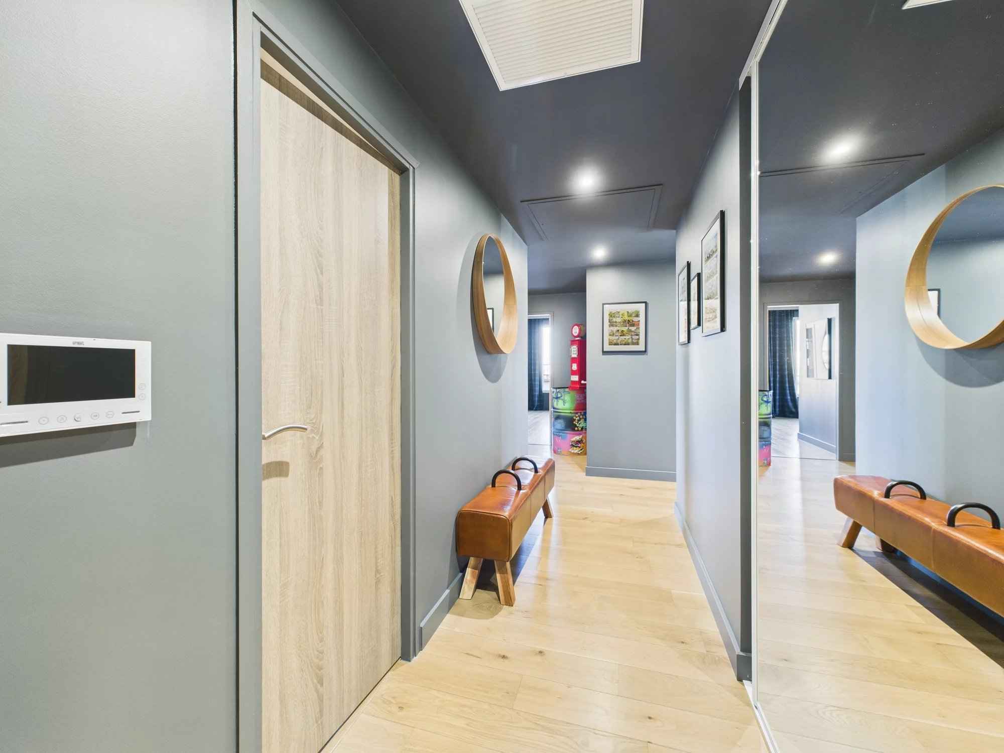 D205fd11a9cfdefe18532c8f7c82af2b 1a3376e7ac 2000 original - Attribut alt par défaut.