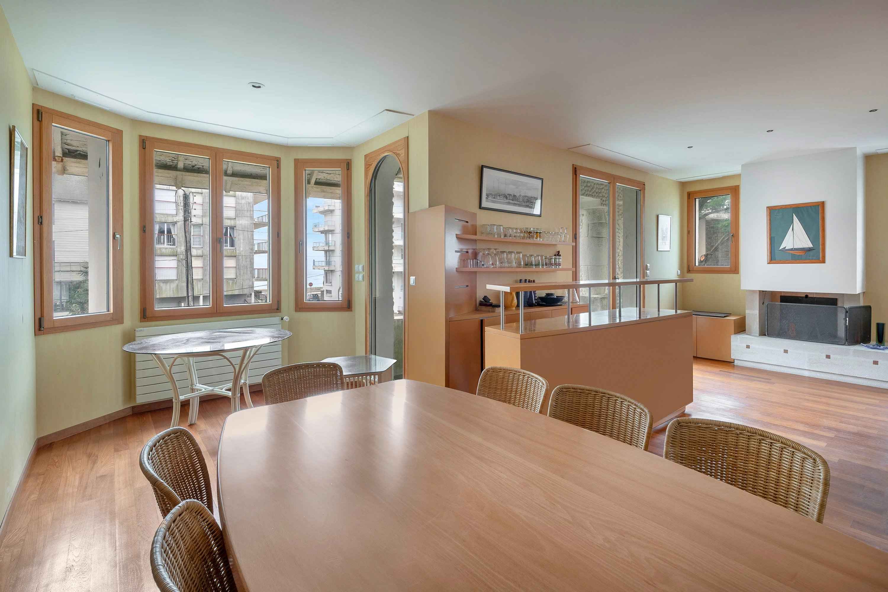 A88e53f1077088a411d6e00e33113aa3 fbb990174f 3000 original - Attribut alt par défaut.