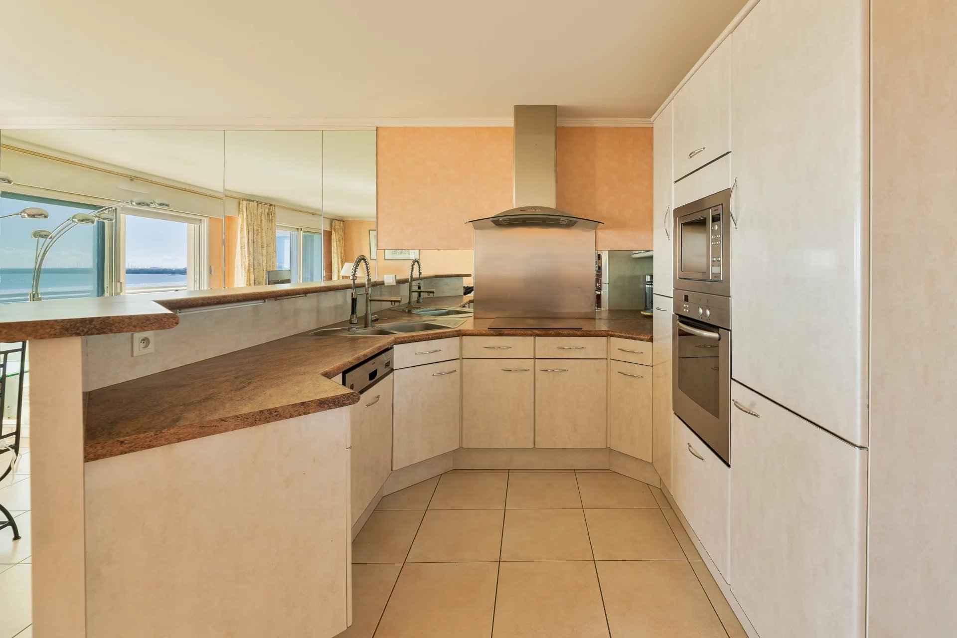 6016ee257339b34b3b763a799198278e ba11c57bcf 1920 original - Attribut alt par défaut.