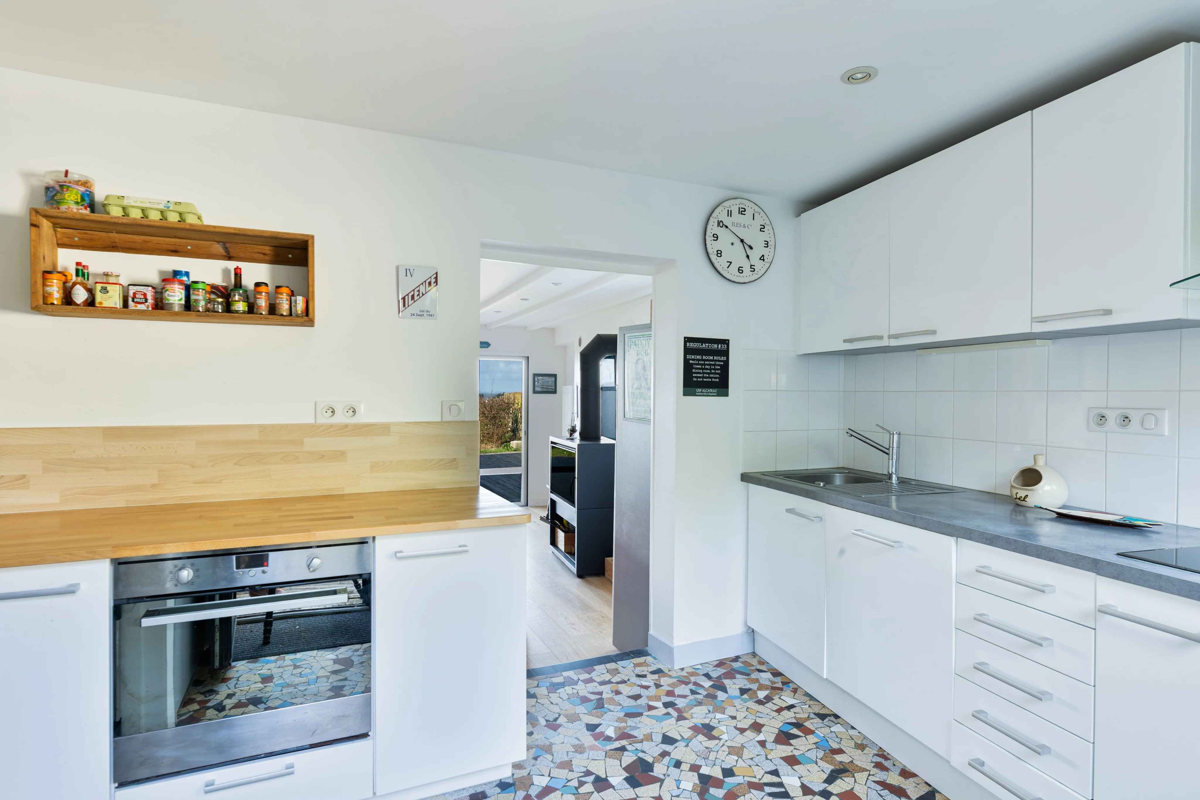 8ebf7760d3617532adf14a082c81e9db 06ced3c664 4096 original - Attribut alt par défaut.