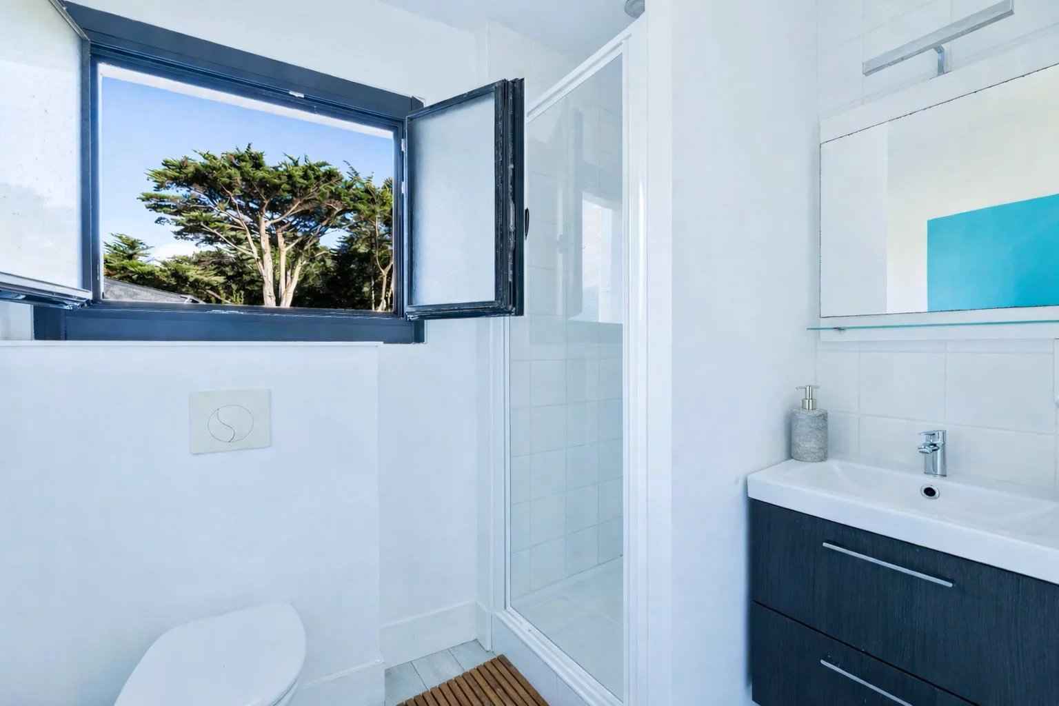 Ca498d1c25e7db4b70393ae8b38d5834 67e974a818 1536 original - Attribut alt par défaut.