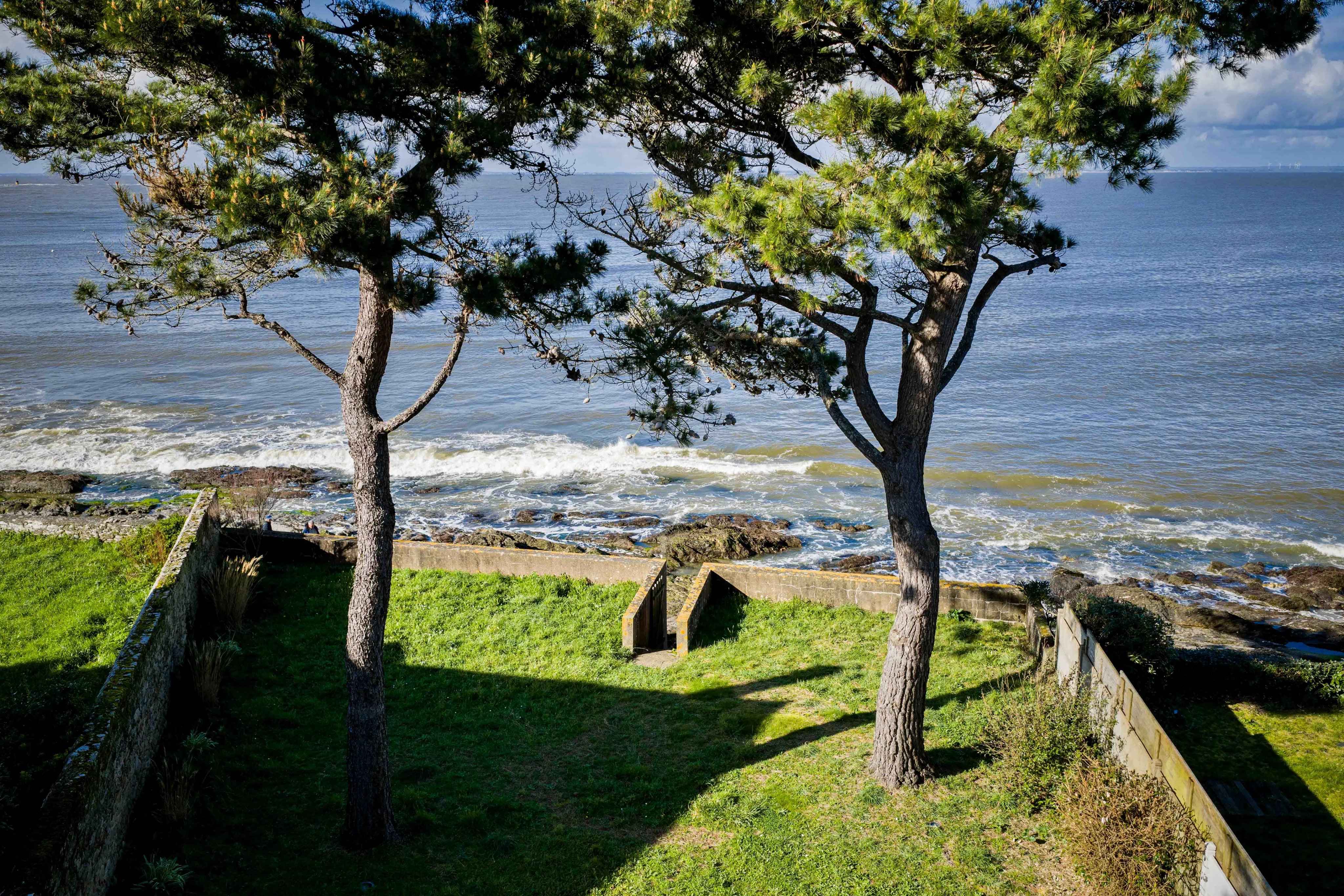 619d6ee24465f2998f56a4c30a2bd629 d928375b6f 4096 original - Attribut alt par défaut.