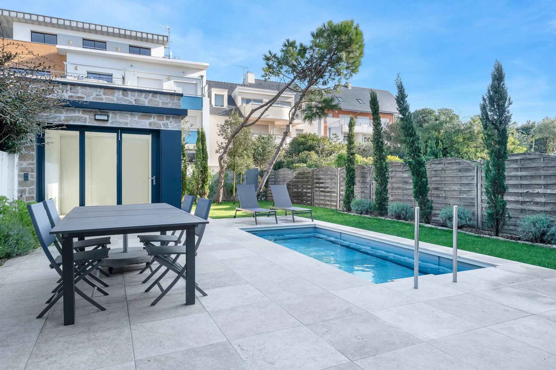 Jardin avec piscine PORNICHET