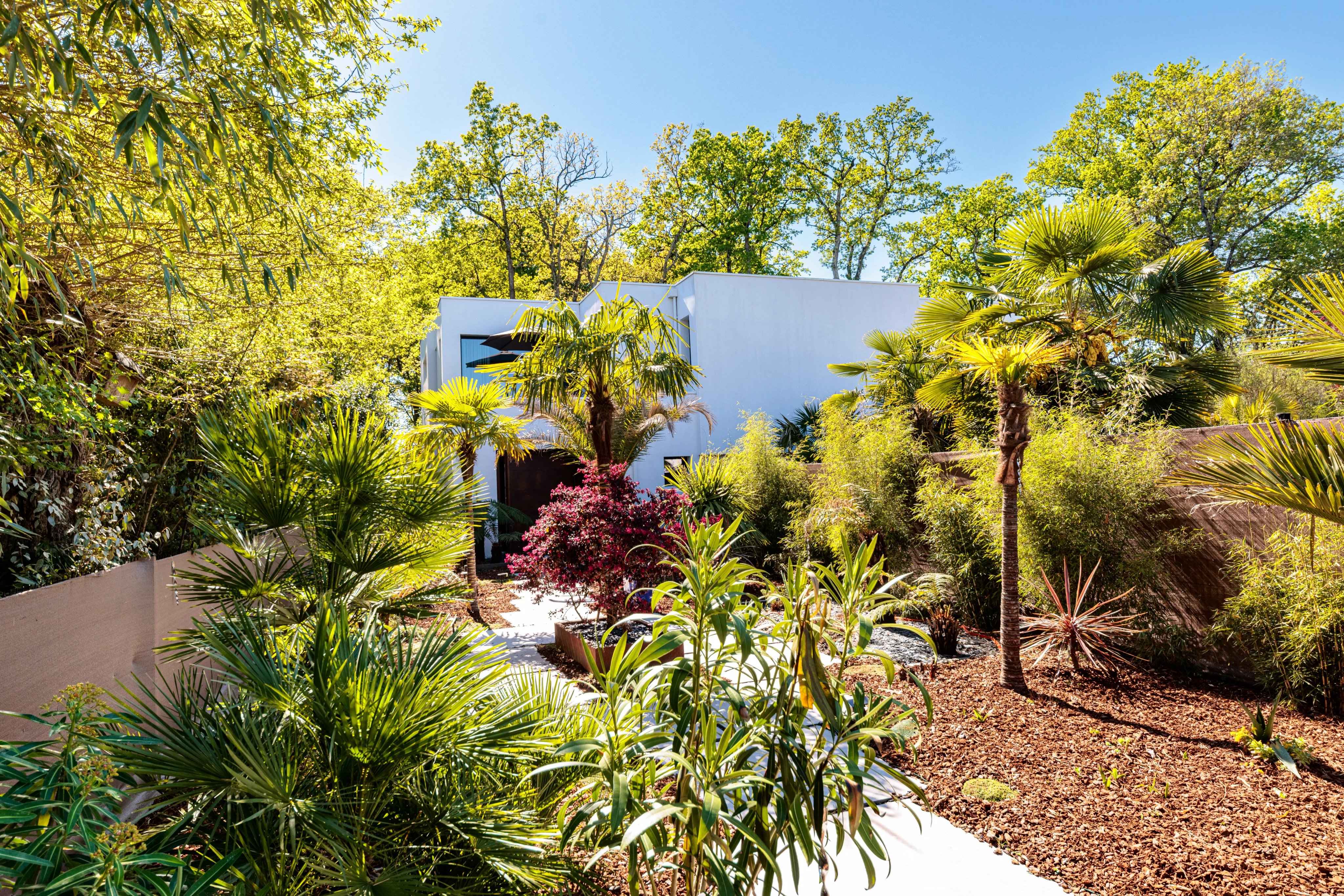 0a117f044730773c249882b8e488eea5 dade0a6e54 4096 original - Attribut alt par défaut.