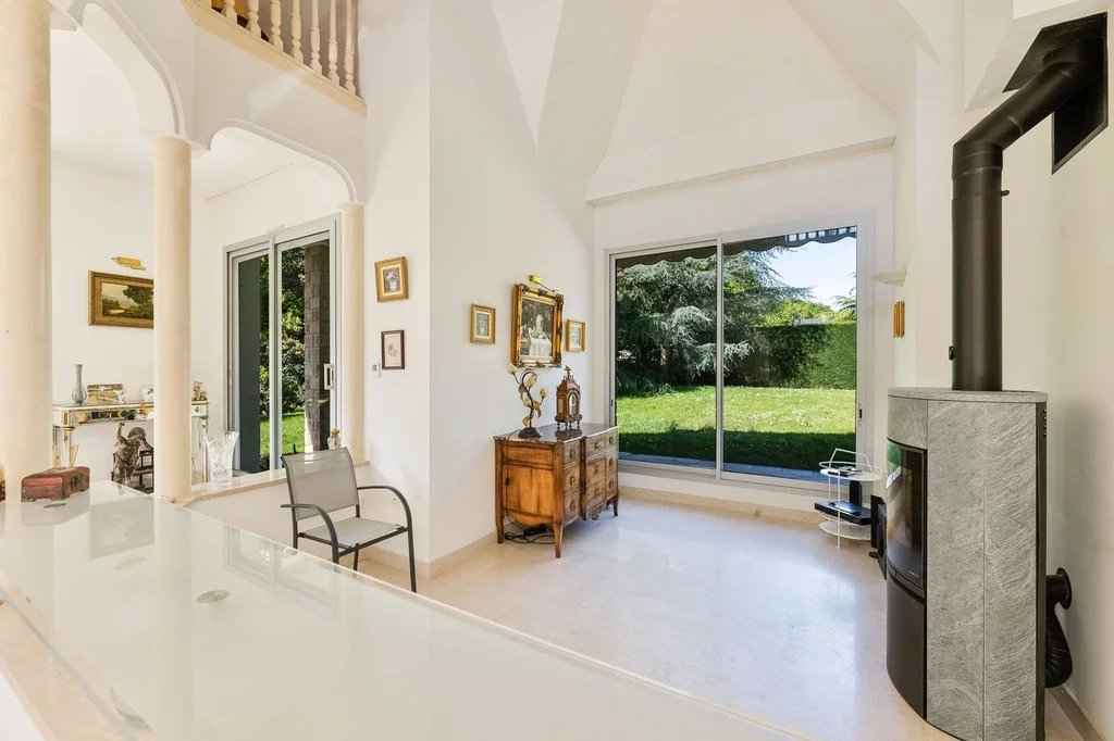 68e50e95b6318073d93ede3009b1f787 0a287107f9 1024 original - Attribut alt par défaut.