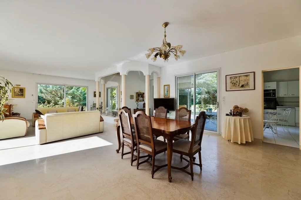 E03eafee4671fd5d0ecc04fb6b9b60d9 1d056d4502 1024 original - Attribut alt par défaut.