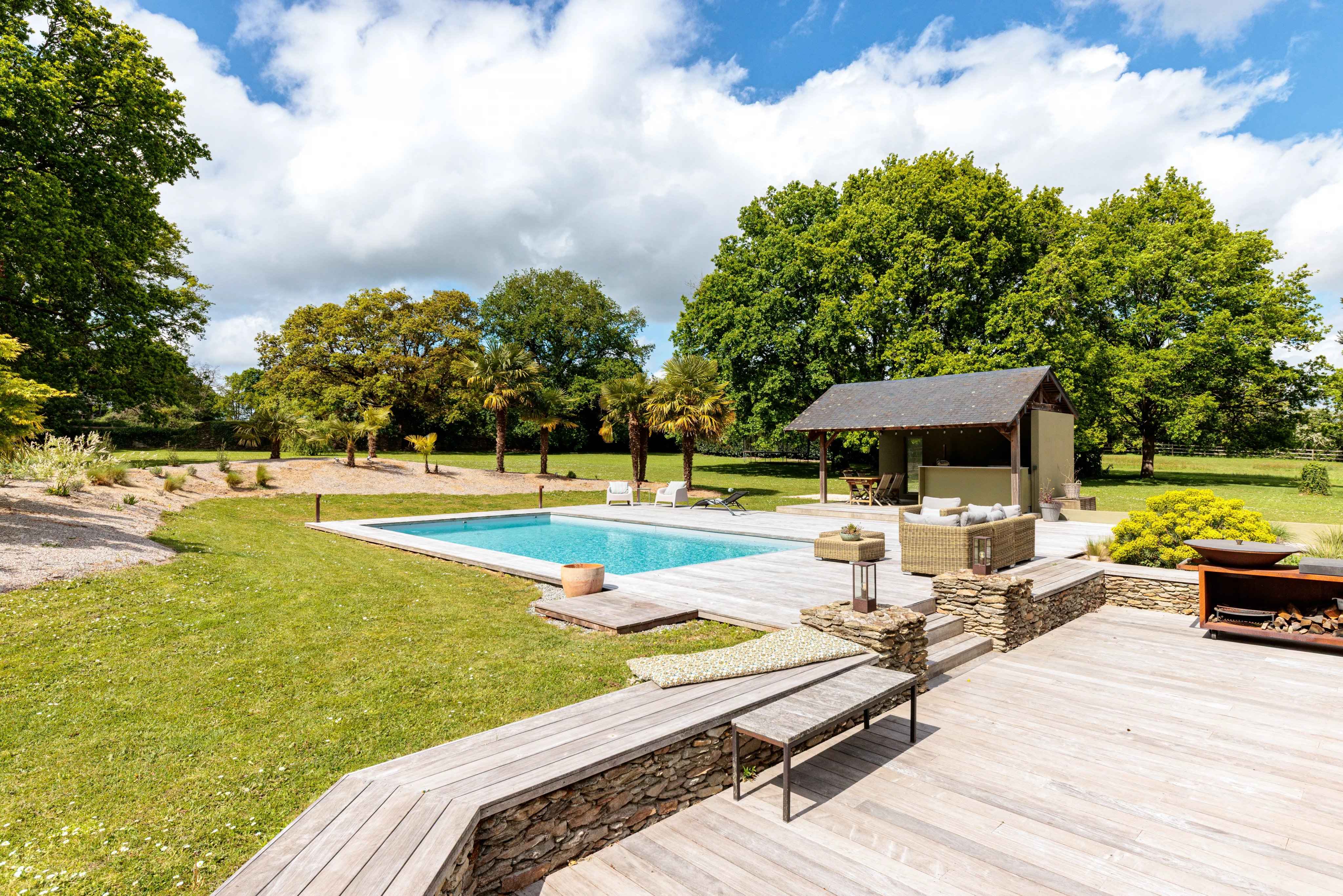Manoir avec piscine à Nantes 