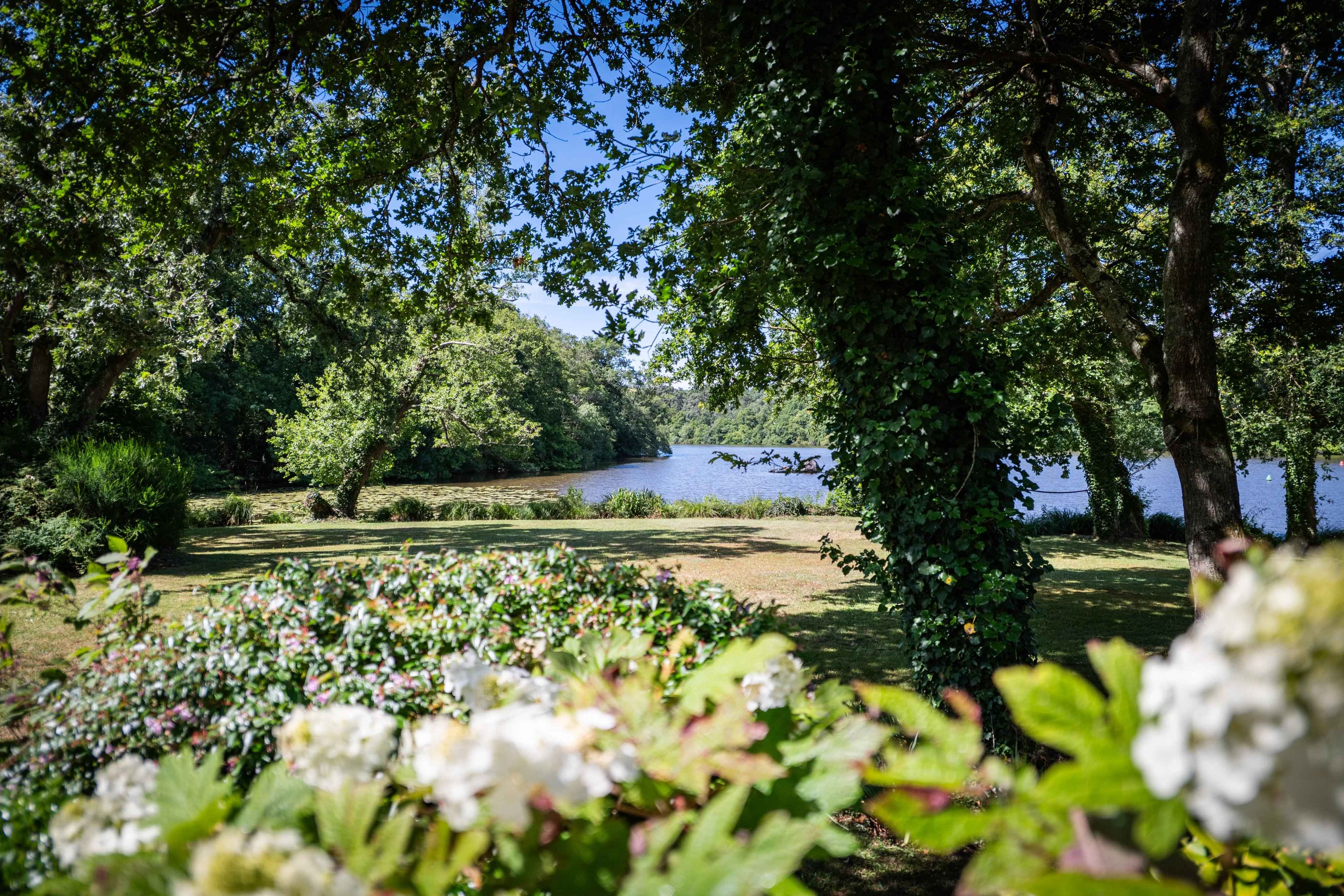 Maison à vendre terrain de 3 200 m²