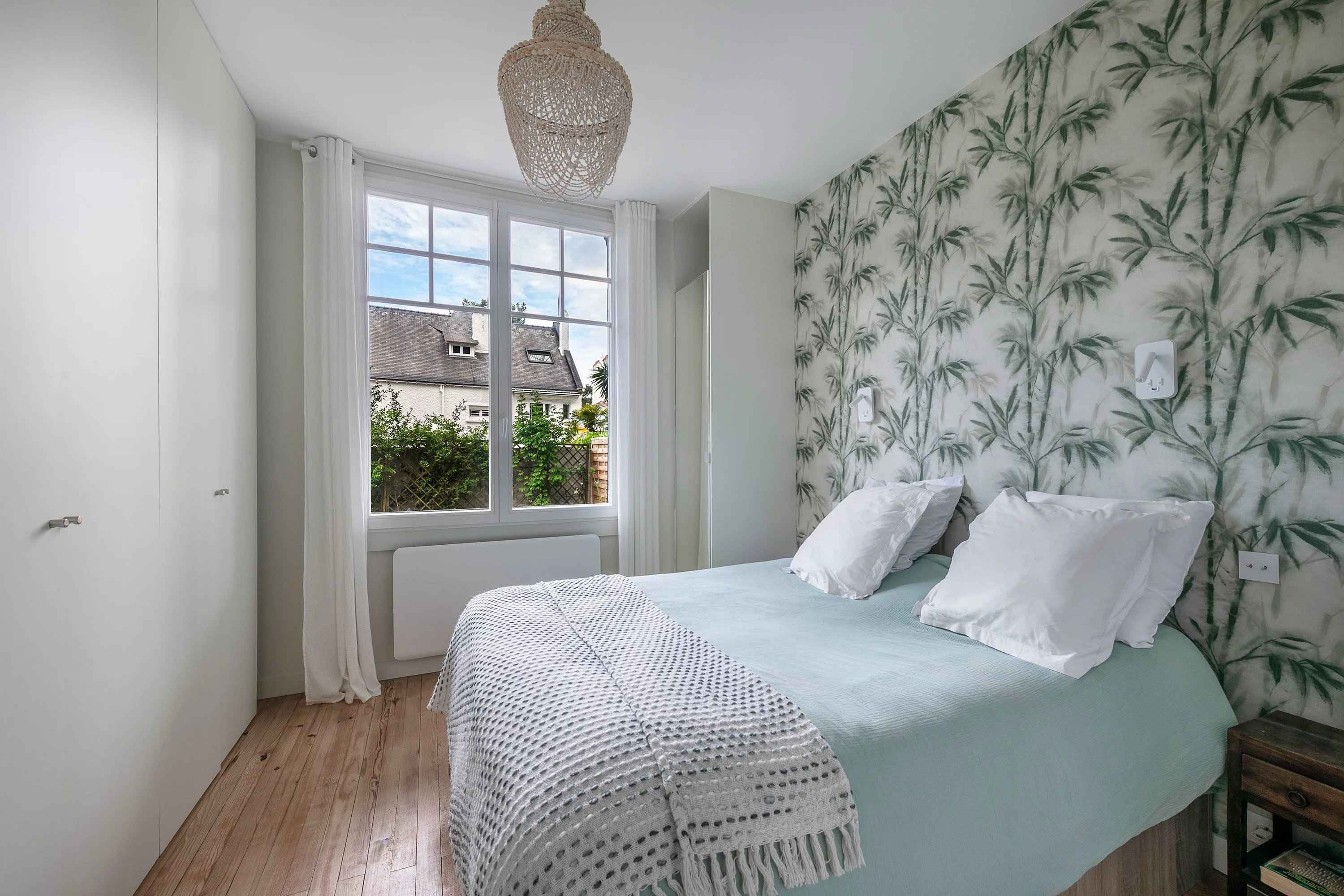 Belle chambre lumineuse