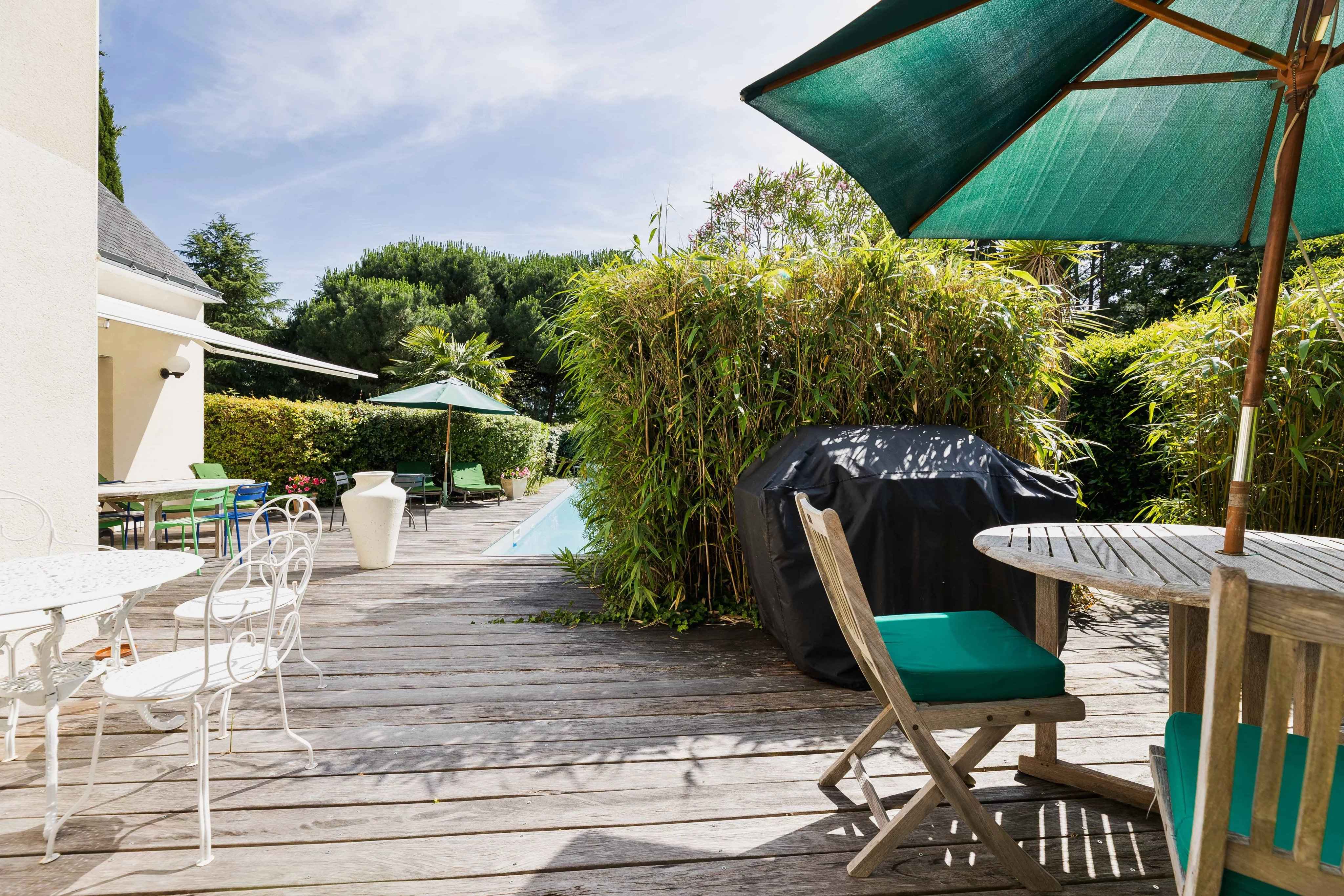 Terrasse avec piscine proche La Baule