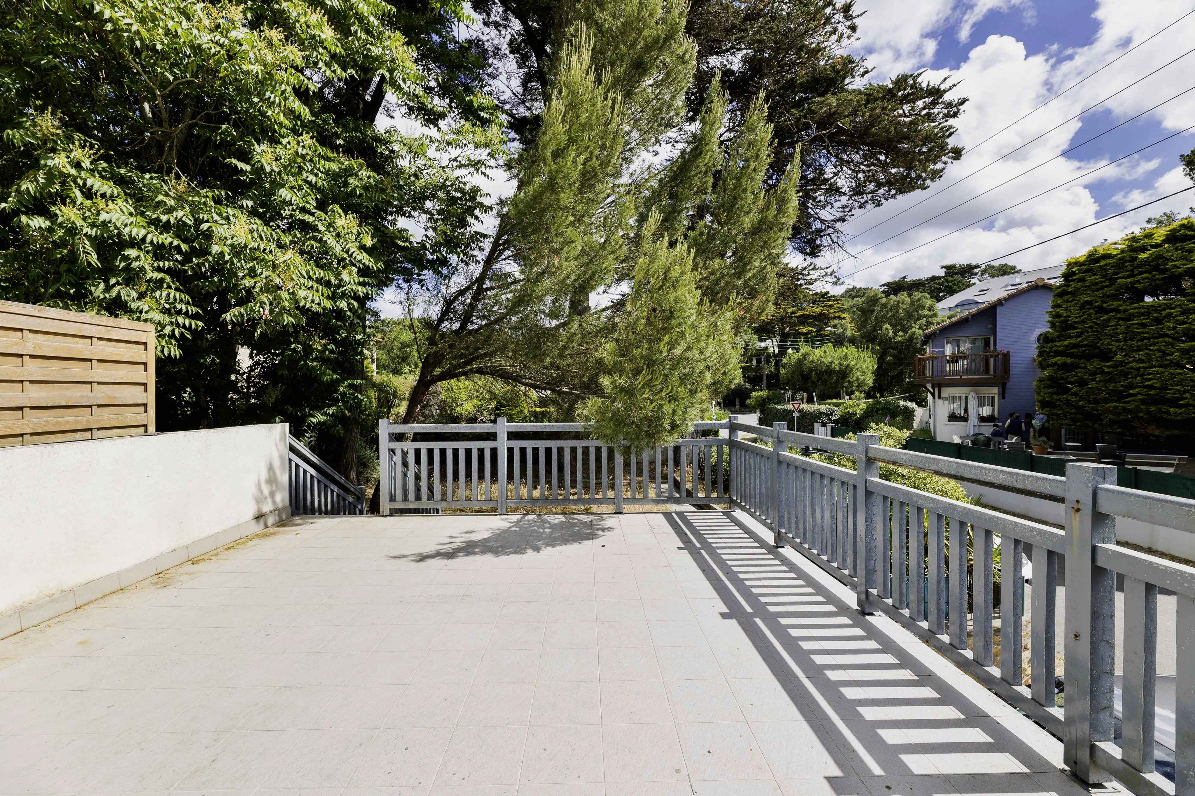 terrasse la baule les pins