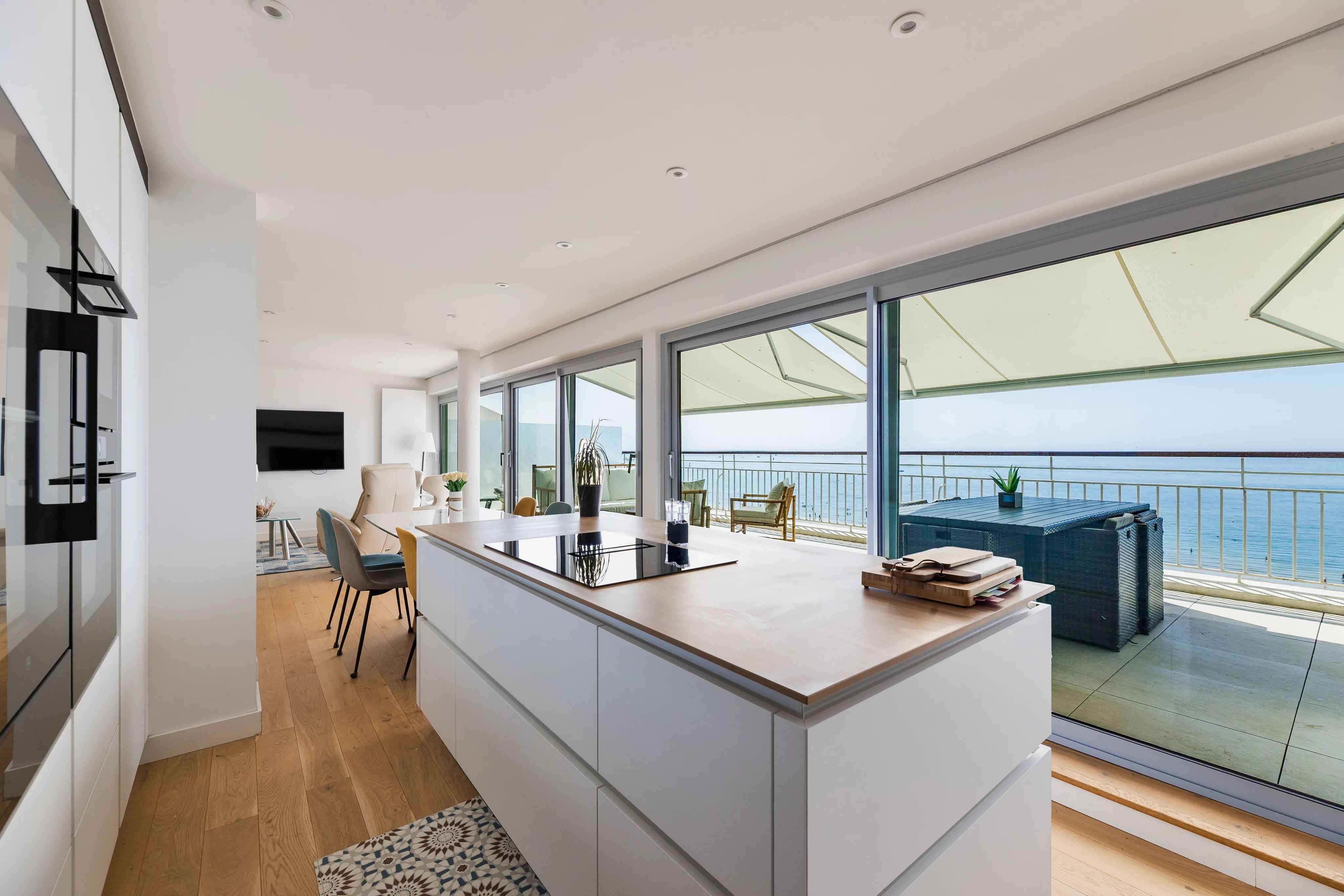 Appartement rénové dernier étage