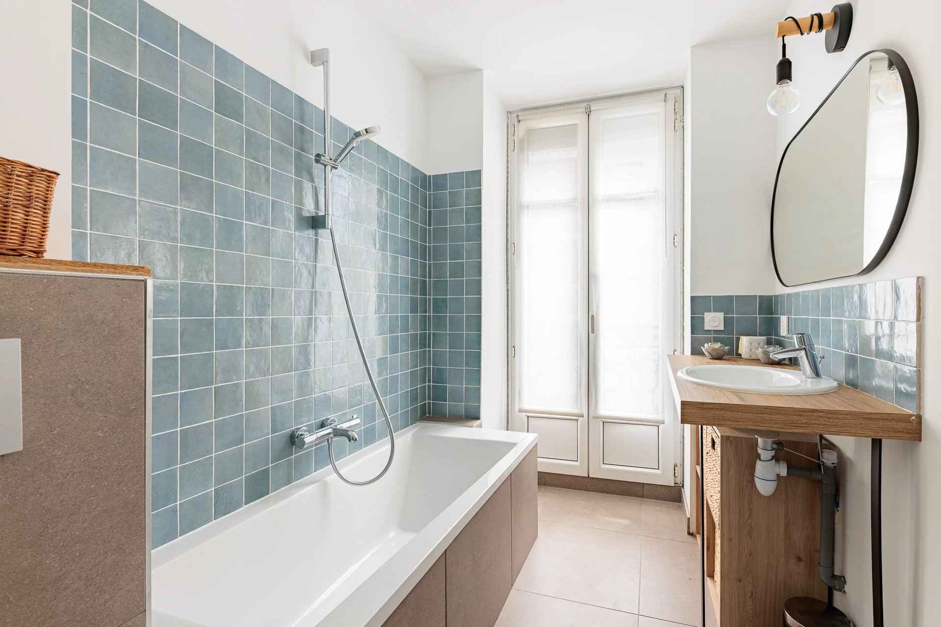 Maison 7 pièces belle salle de bain 