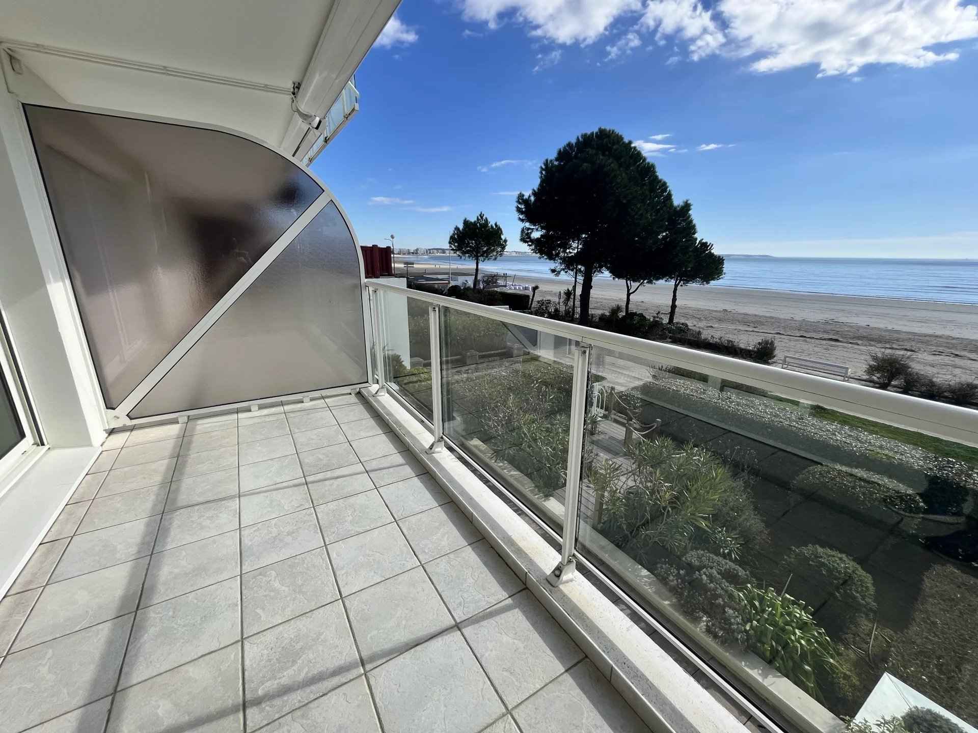Terrasse agréable Plage Benoit