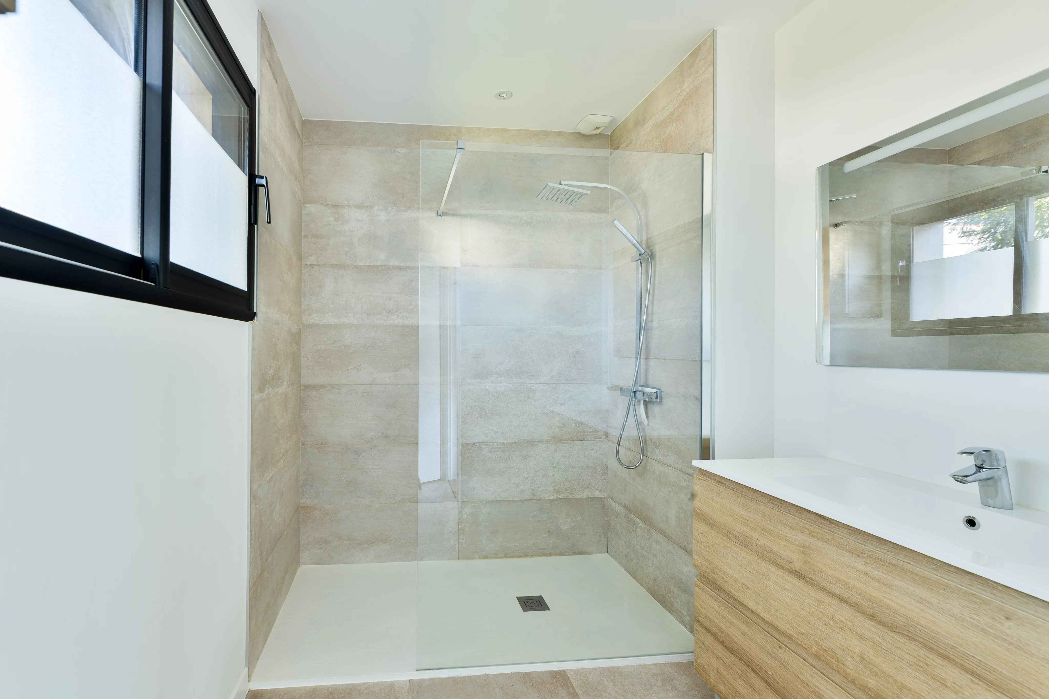 Salle de bain moderne LA BAULE