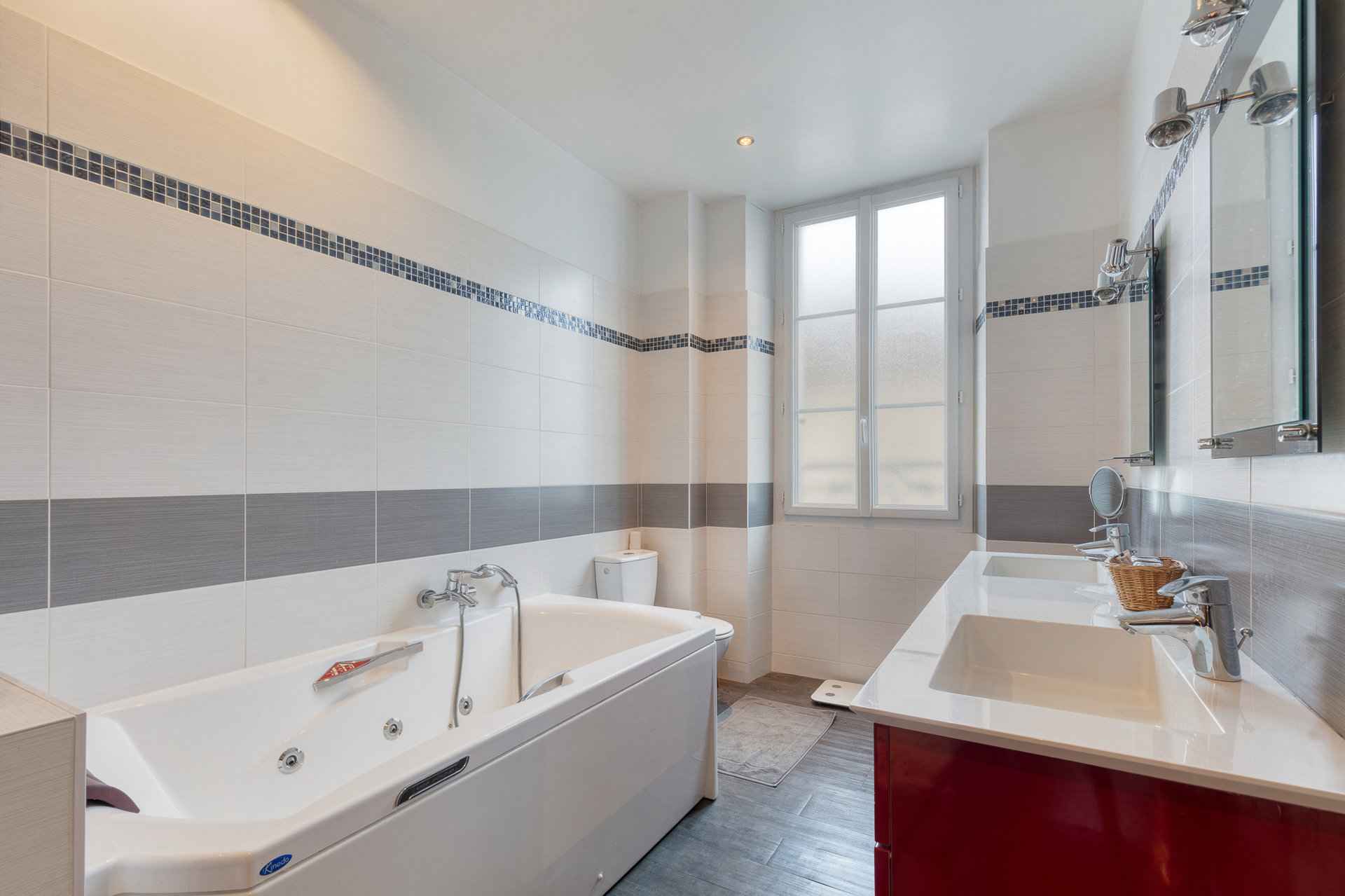 Barnes La Baule Villa Saint-Nazaire salle de bains
